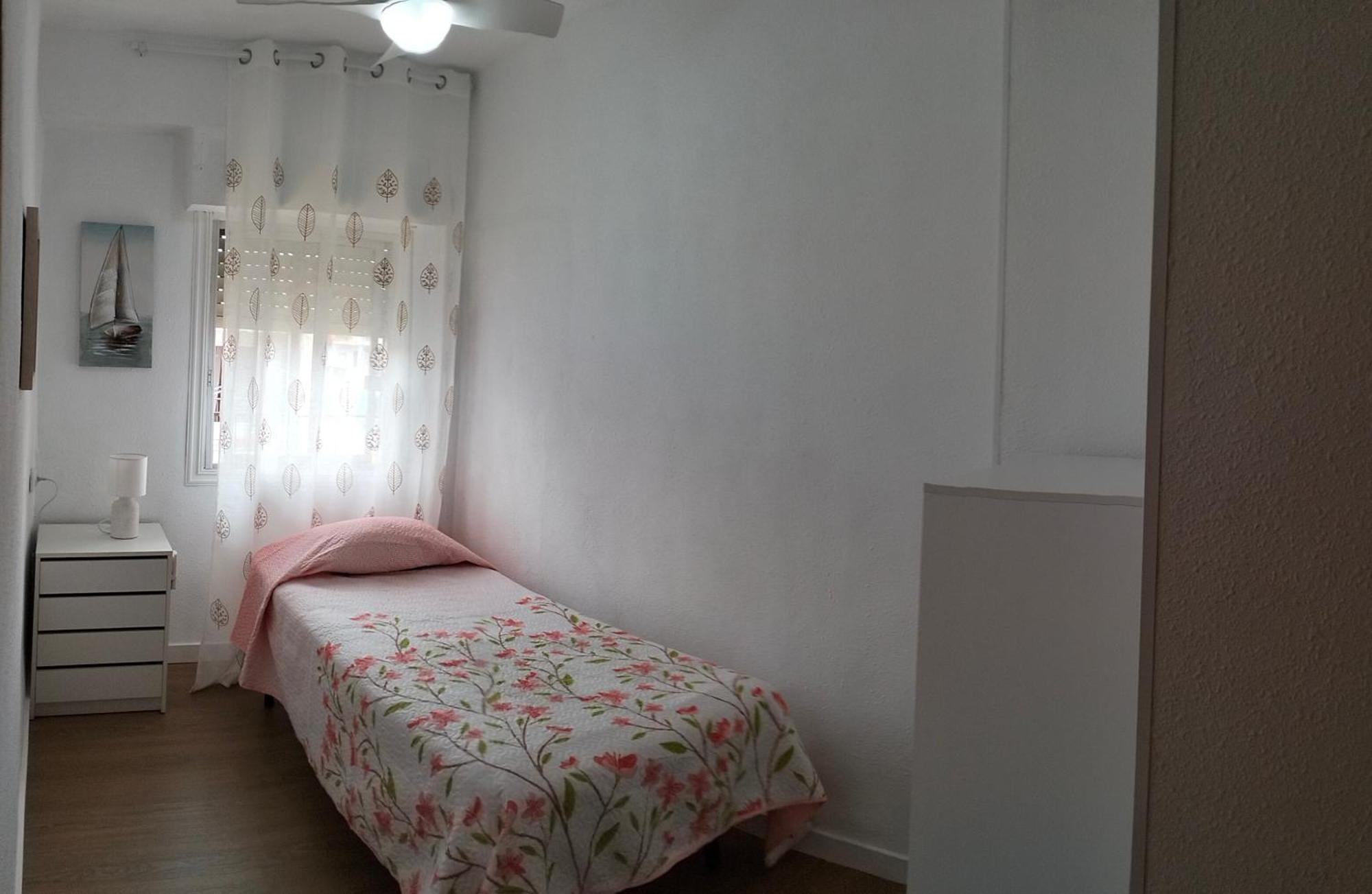Ricardo Hostal Apartamento 3 Habitaciones Alicante Buitenkant foto